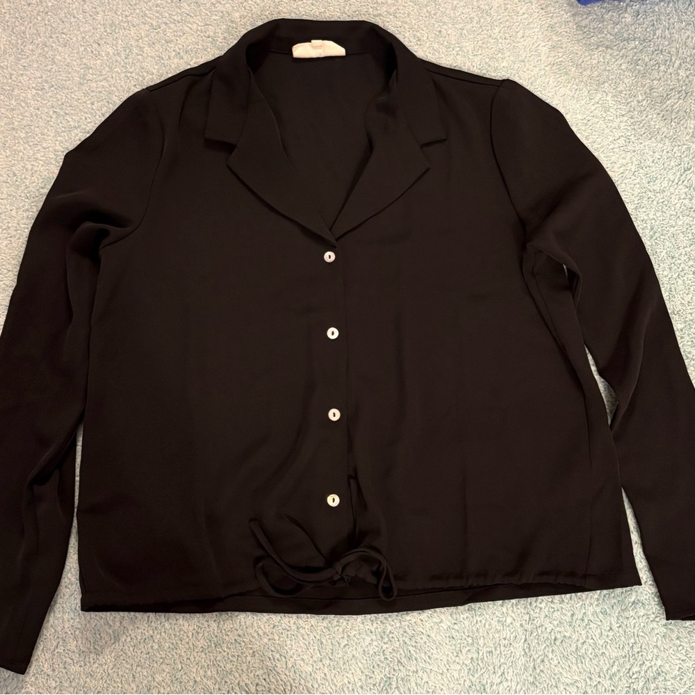 Black Button-Up Business Casual Shirt